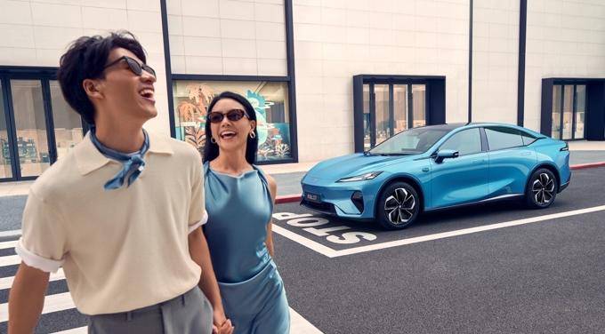 15万级唯一全系标配华为乾崑智驾轿车！2026款深蓝L07上市