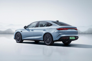 实测油耗低于2.6L？秦L DM-i技术方案获多方验证
