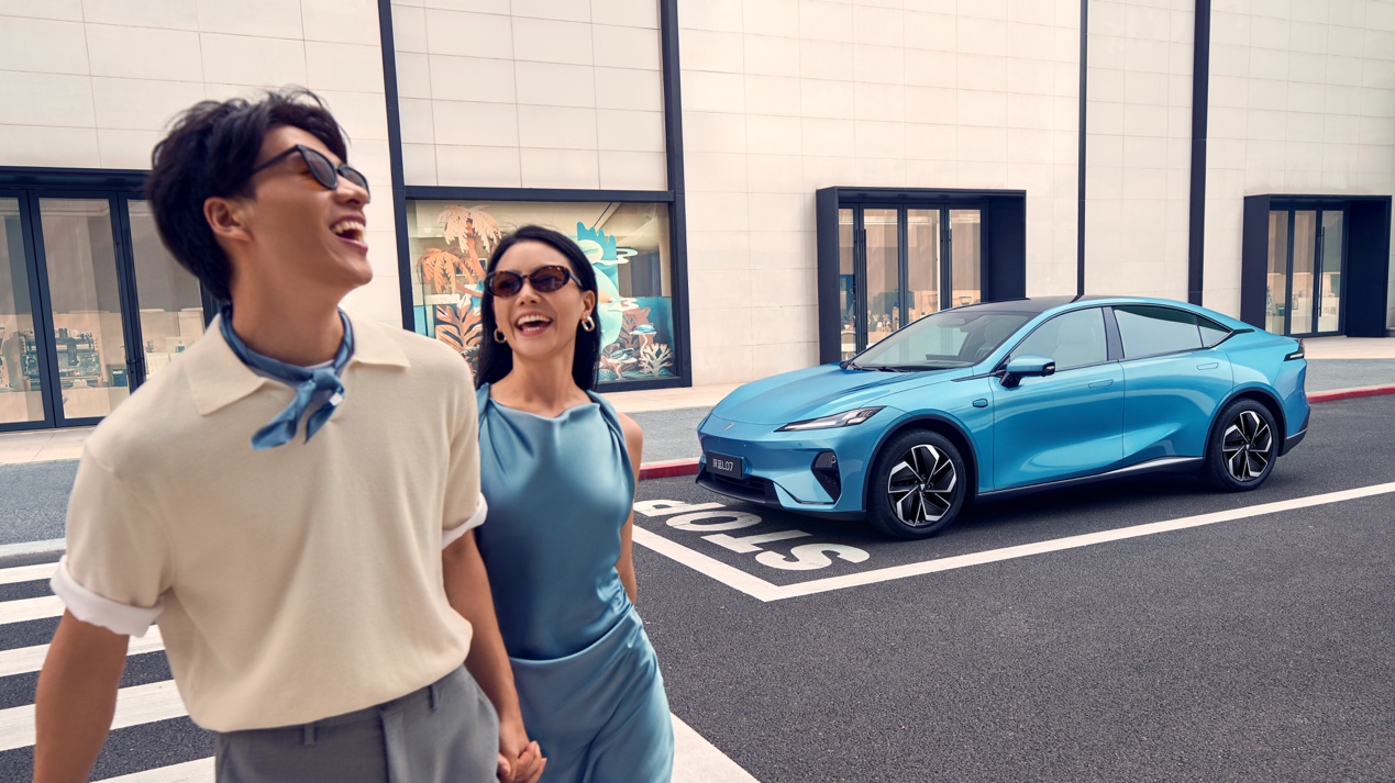 2026款 深蓝L07重磅上市！15万级唯一全系标配华为乾崑智驾轿车