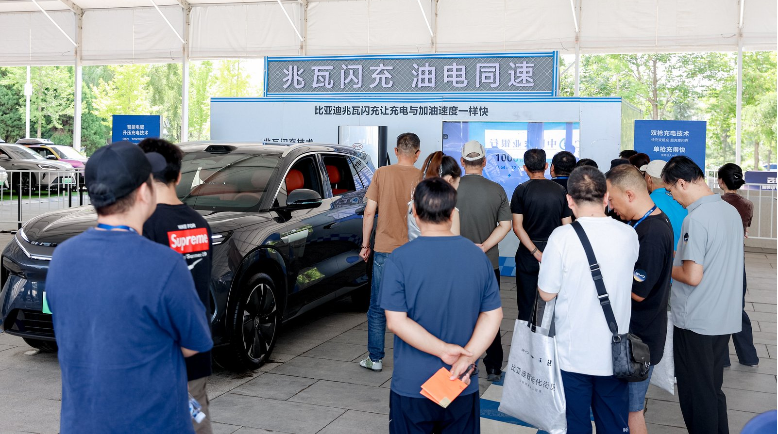 2025比亚迪智能化街区全国巡展开启｜让好技术人人可享