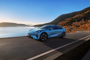 2026款 深蓝L07上市，全系标配华为乾崑智驾，13.59万元起！