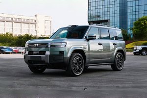 预计售价25-32万，方程豹钛7外形竟撞脸第五代胜达？