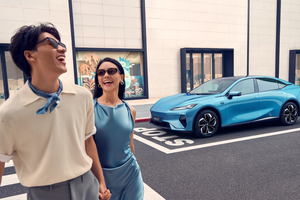 2026款 深蓝L07上市，全系标配华为乾崑智驾，13.59万元起！