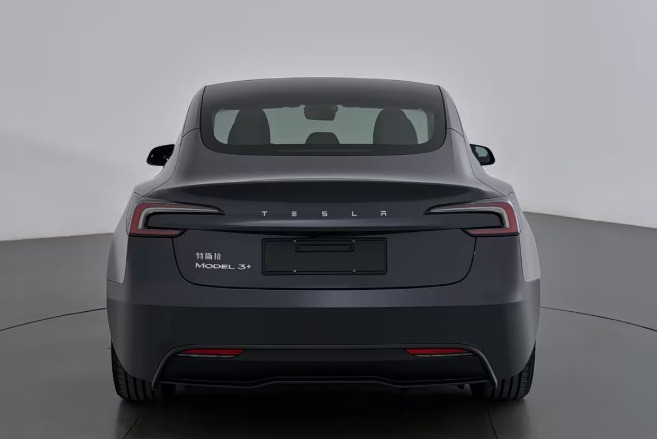 史上“最能跑”！特斯拉Model 3长续航后驱版值不值？