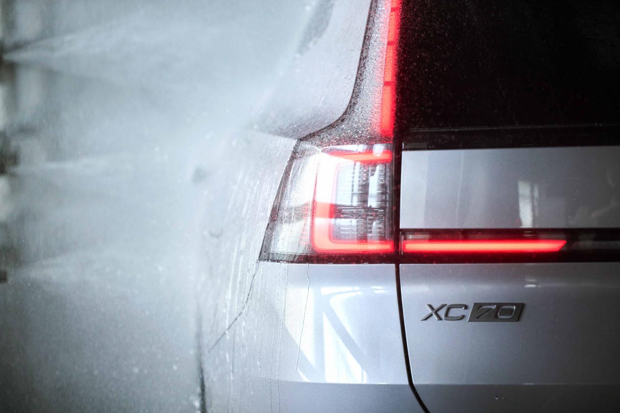 沃尔沃全新XC70正式量产下线，8月27日即将开启预售