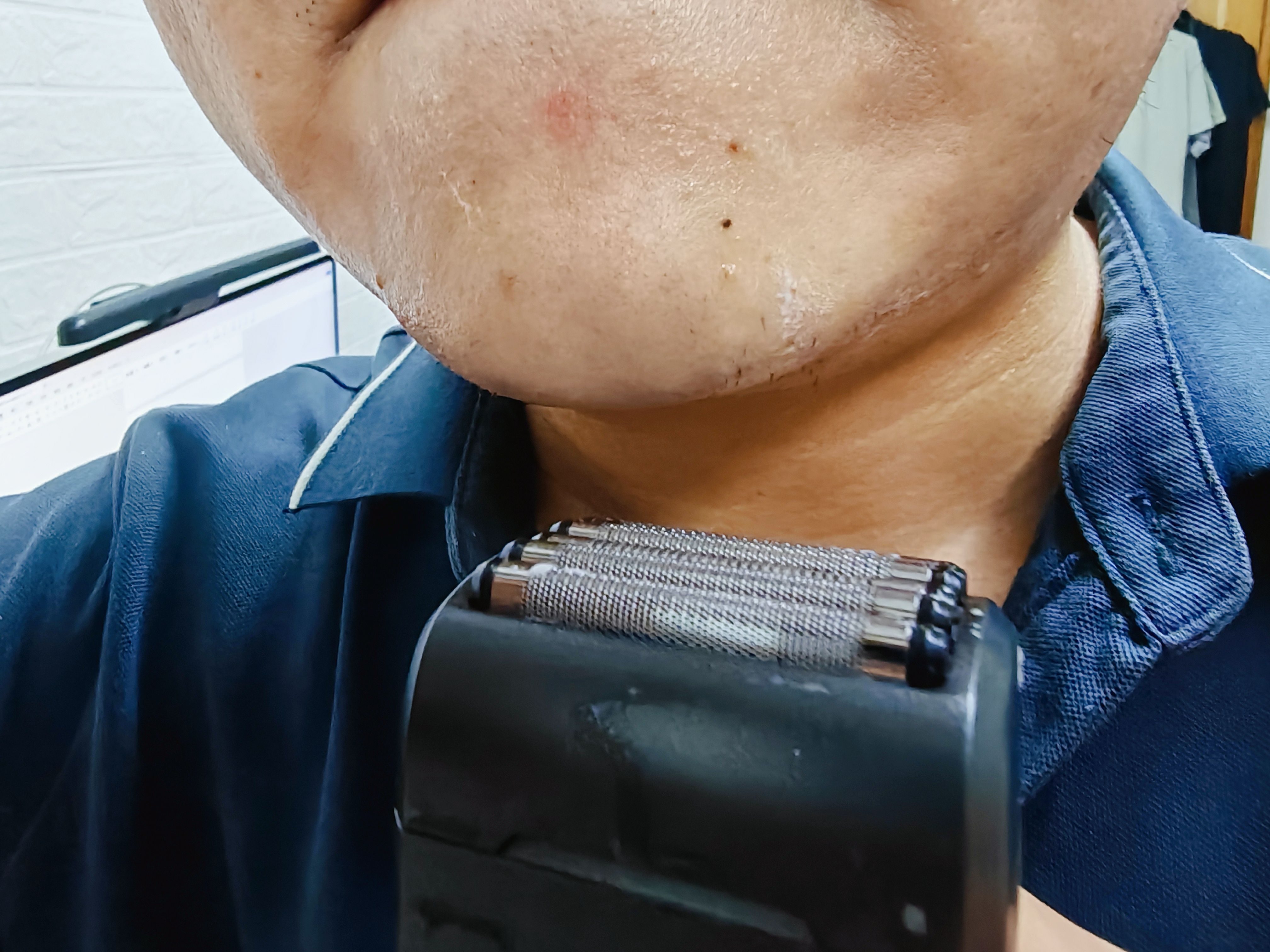 未野往复式剃须刀实测：23000高转速暴力输出，首款迷你五刀头直追千元级