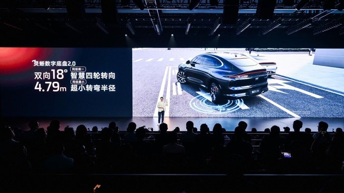 智己LS6预售即“破局” 20.99万起搭超级增程 大五座SUV市场迎变局