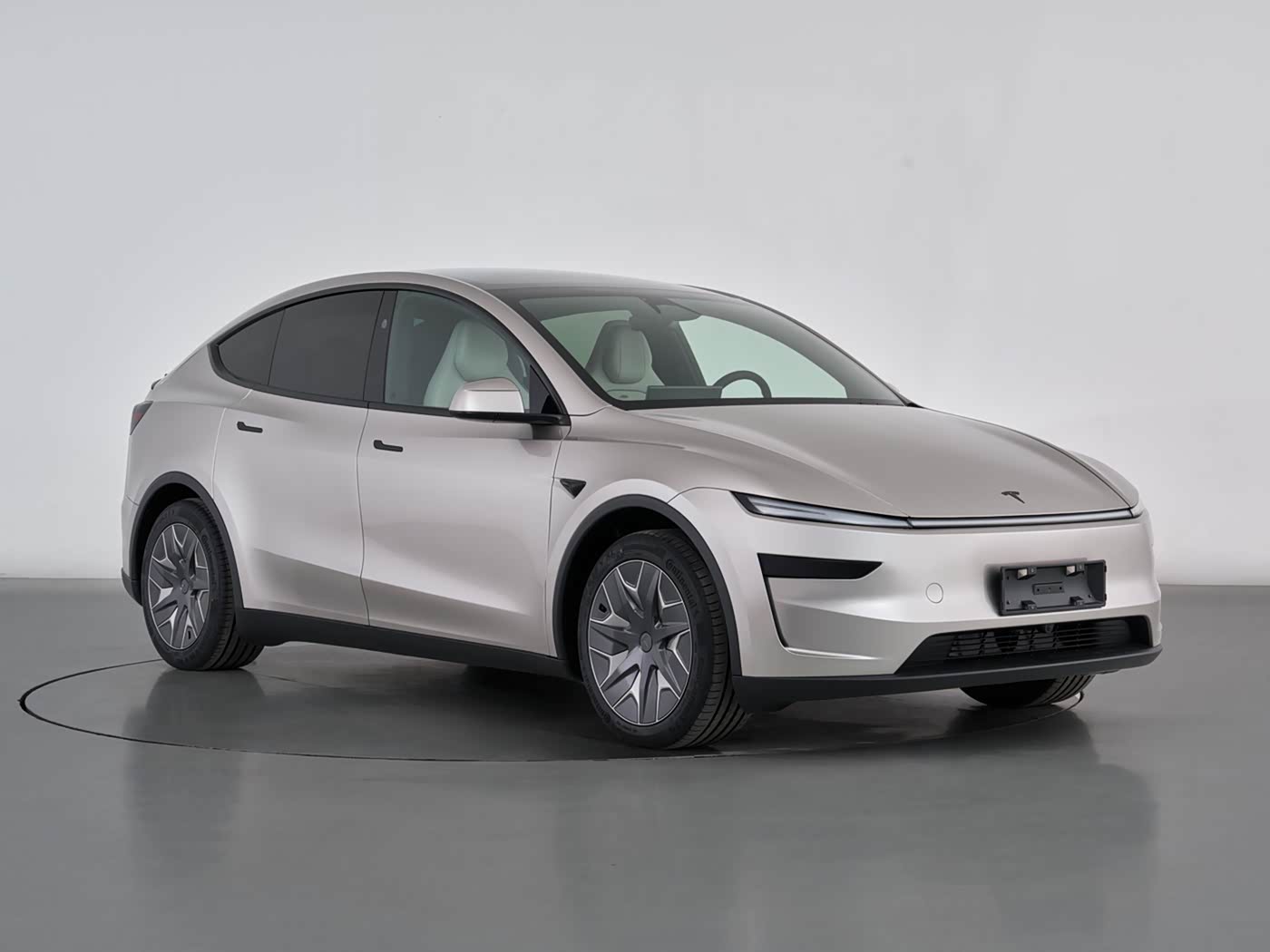 六座版Model Y要来了，实车已曝光，网传30万起