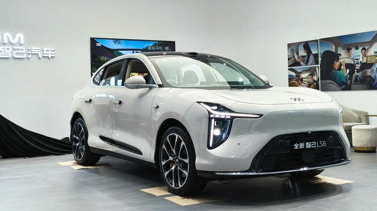 新一代智己LS6开启预售，搭“恒星”超级增程，纯电续航达450公里
