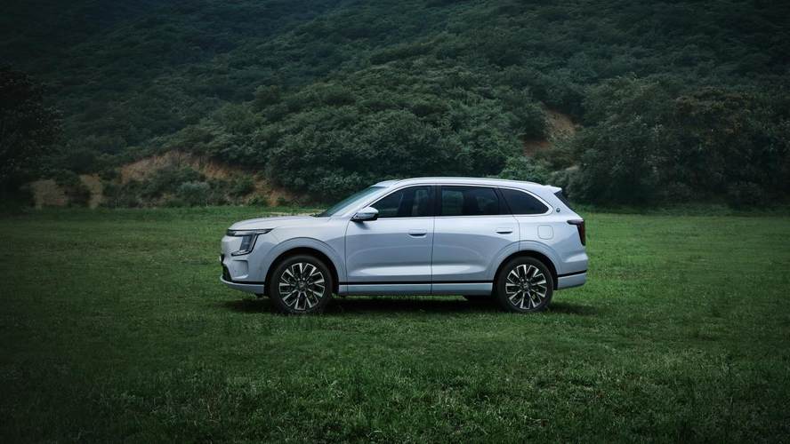 旅行小房车，捷途山海L7 PLUS正式开启预售，限时权益价12.99万元起！