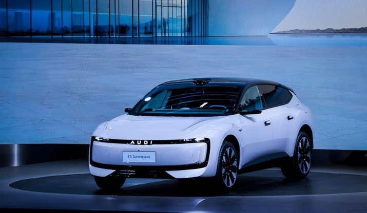 热卖 60.5 万，8 月连发两车，上汽大众合资 2.0 实现关键交付