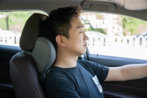 全面支撑，舒适驾驶，8H腰靠头枕轻松改造驾驶舱
