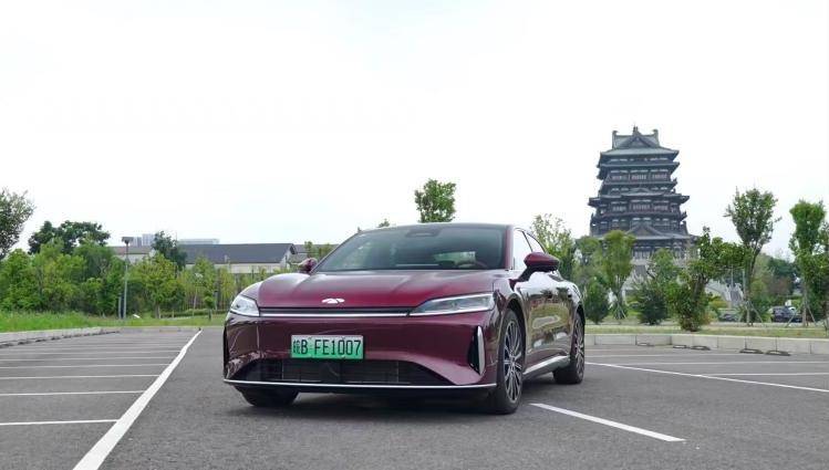 试驾奇瑞风云A9L：全方位舒适，后来者能居上？