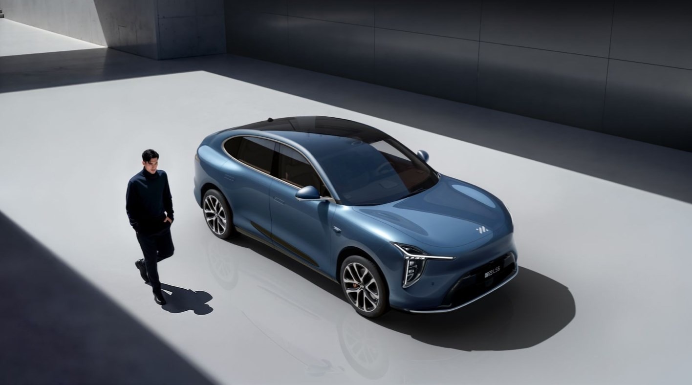 预售半小时狂销 10000 台！新一代智己 LS6 杀疯了，20 万级 SUV 选它就对了