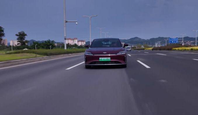 试驾奇瑞风云A9L：全方位舒适，后来者能居上？