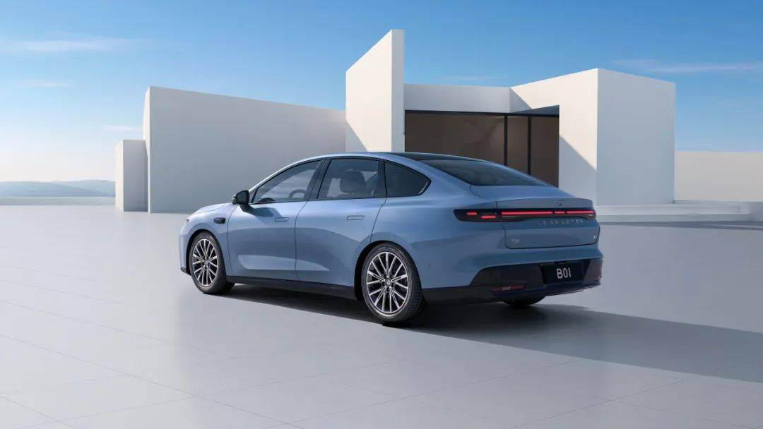 简评零跑B01： “半价Model 3”的年轻纯电优选