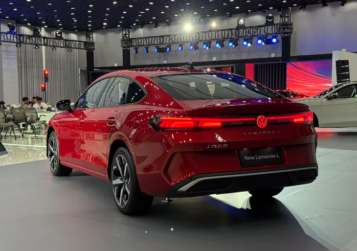 2025成都车展新车前瞻，第三代蔚来ES8、极氪9X领衔，谁会是爆款？