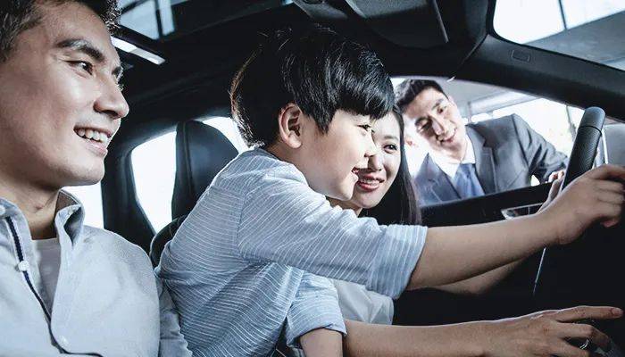 亏损面超五成，谁来救救汽车经销商？