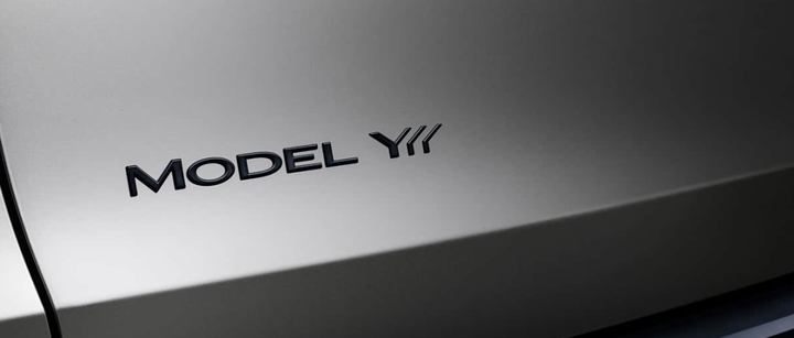 直接开卖！33.9万元起的Model Y L，竞争力如何？