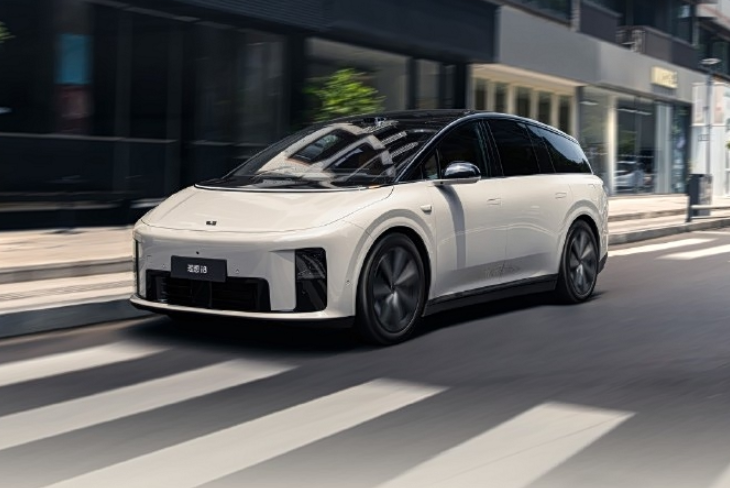 【E汽车】理想i8在全国44城同步开启交付