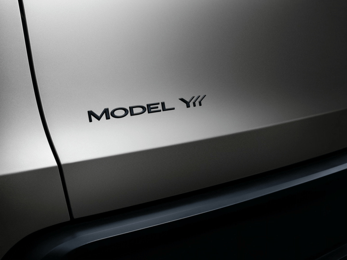 特斯拉Model YL“突袭”理想i8