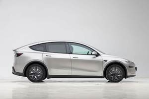 特斯拉Model Y L 上市，能抢到6座SUV头把交椅？