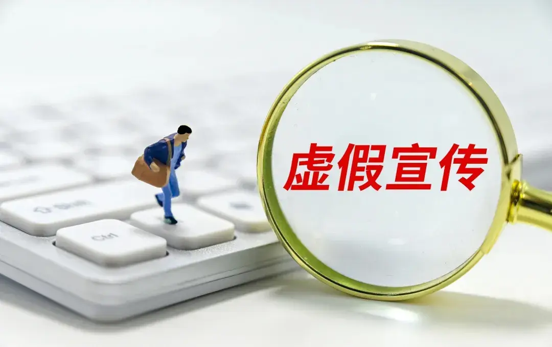 神车200公里时速瞬时刹停，比理想i8撞大卡车还炸裂
