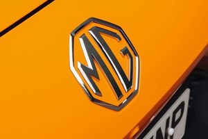 从“英伦绅士”到“价格屠夫”，陈萃的MG变了，但用户一定买账吗
