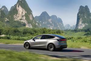 比Model Y贵2.55万，“大六座”Model Y L 有没有诚意？