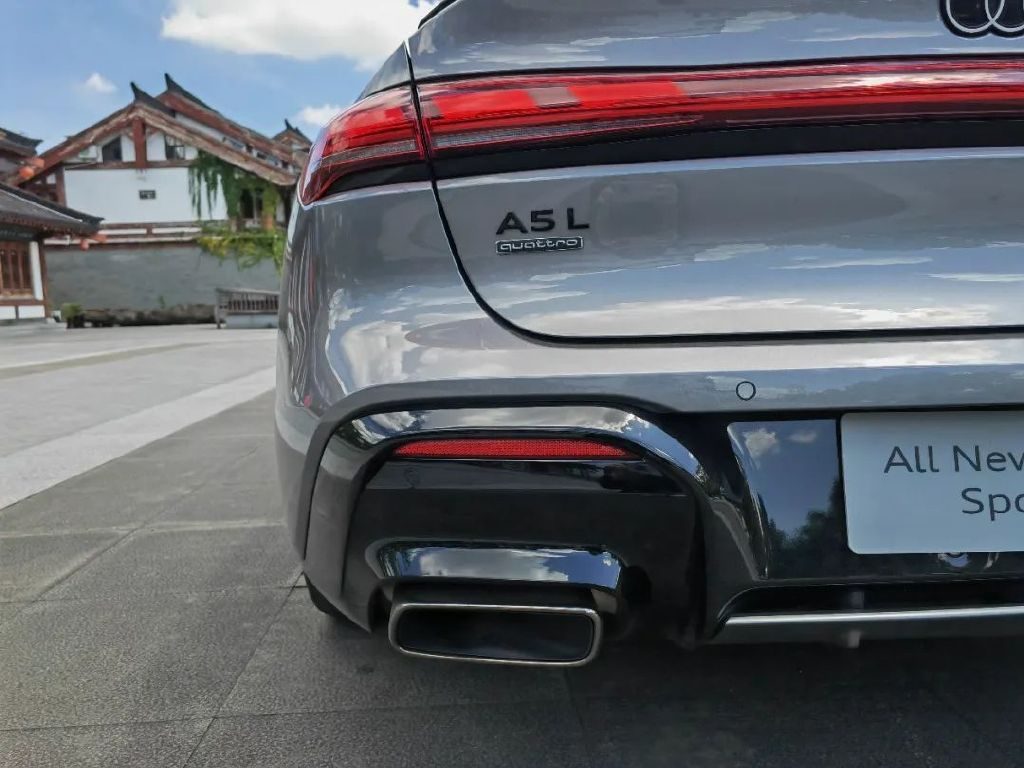 德系性能与华为乾崑智驾的碰撞！试驾上汽奥迪A5L Sportback