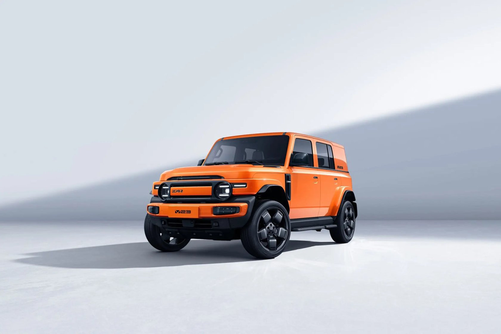 iCAR V23何以登顶销冠？15万以内办齐，又能刷街还能野！