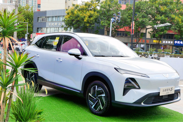 2025款五菱星光S西安上市，焕新升级新体验
