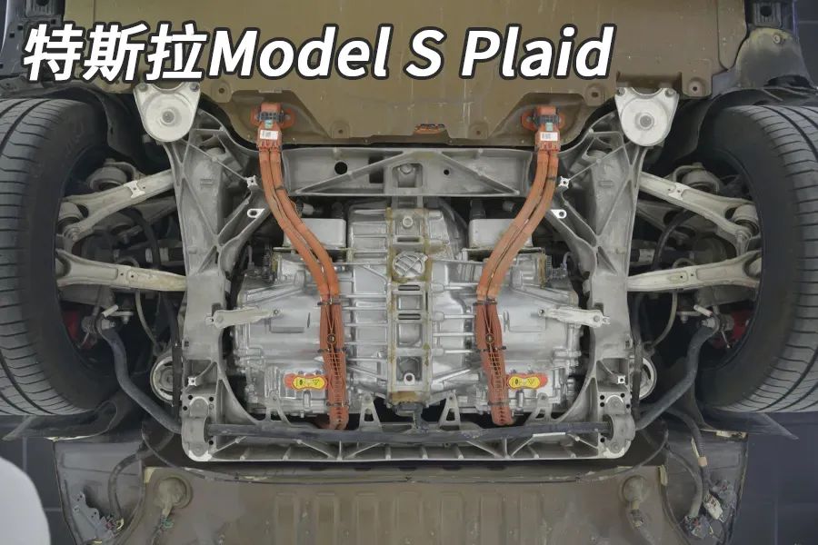 小米SU7 Ultra拆车：国产顶尖堆料！为什么性能稍逊特斯拉？