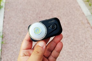 Fenix HL17R多用快拆磁吸头灯：多样照明，光影魔法让夜晚更炫美！