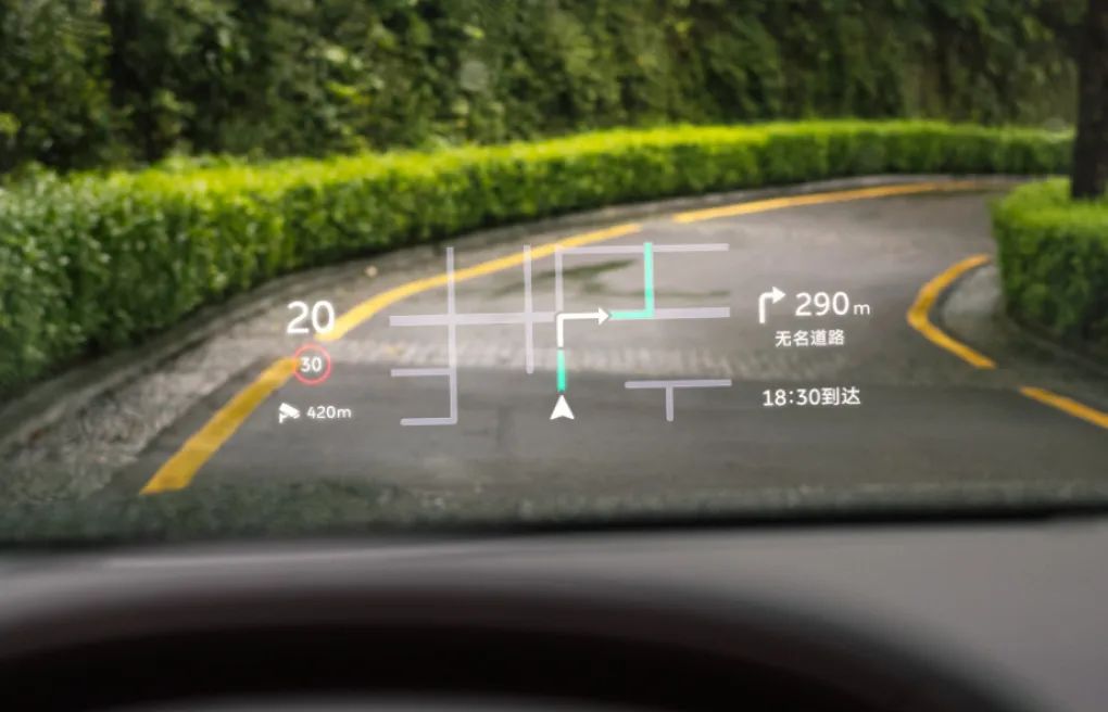 稳了！蔚来又上新车 继承L90前备仓 依旧不贵