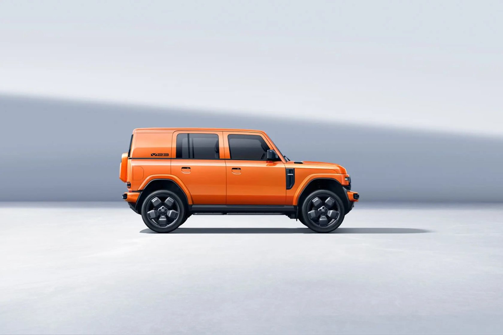 iCAR V23何以登顶销冠？15万以内办齐，又能刷街还能野！