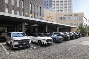 轻奢越野天花板！林肯在呼伦贝尔把“优雅撒野”玩明白了！