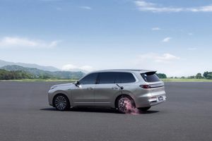 当AI走进家庭出行 吉利银河M9 19.38万起解锁旗舰新体验