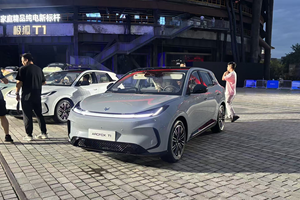 极狐T1预售价6.88万起，定位A0级精品小车，要跟全新MG4打擂