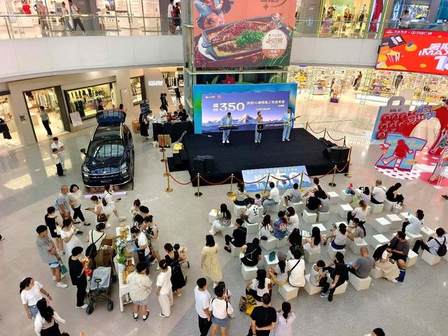 长春红旗万达盛大举行昊铂HL增程版上市发布会，点燃春城之夜
