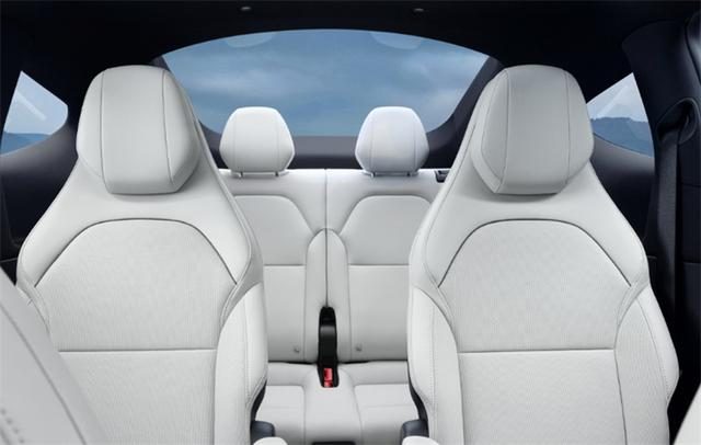 比理想i8便宜800元，Model Y L这6座值吗？