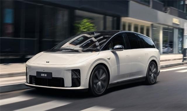 比理想i8便宜800元，Model Y L这6座值吗？