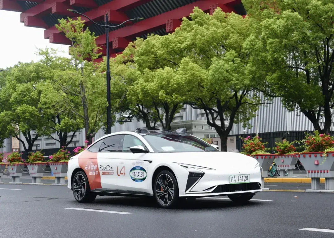 上汽集团跑赢行业大盘的，不仅仅是销量七连涨