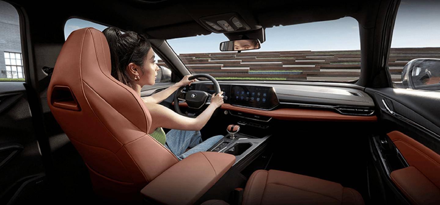 6万级家用“王炸”SUV！2026款长安X5 PLUS哪款配置，最值得买？