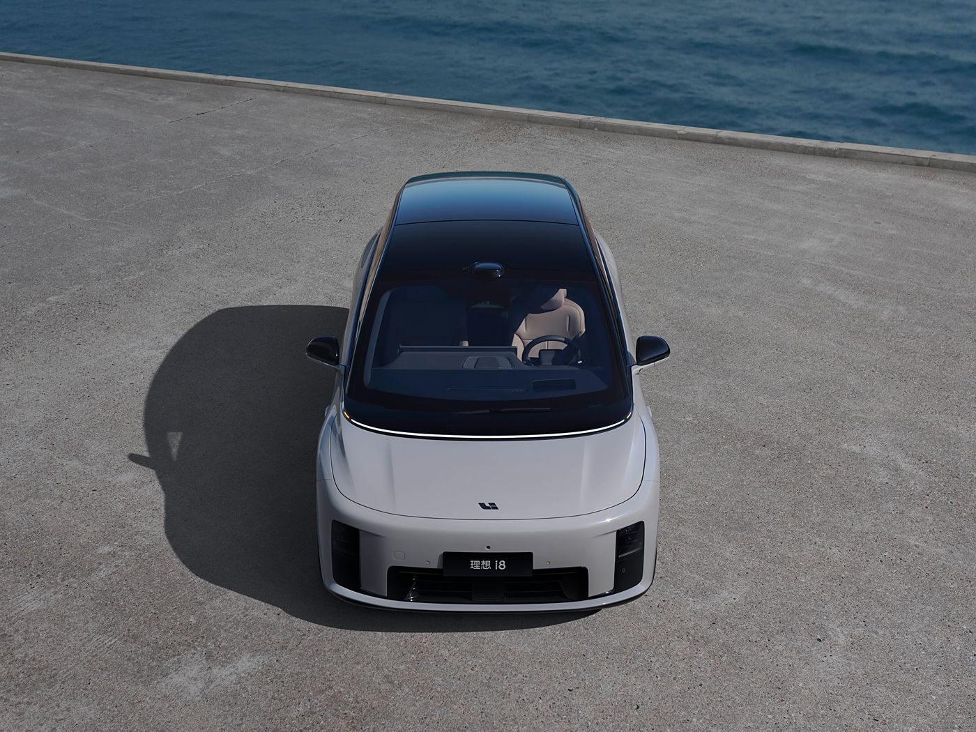特斯拉Model Y L将上市！对比理想i8和乐道L90，谁能胜出？