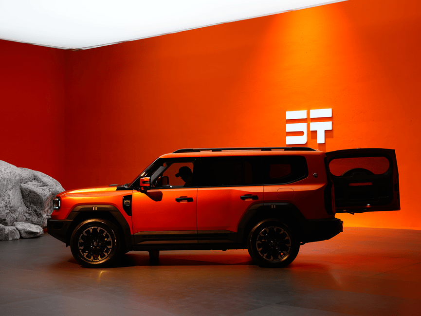 致敬路虎的全尺寸越野SUV！实拍捷途纵横G700