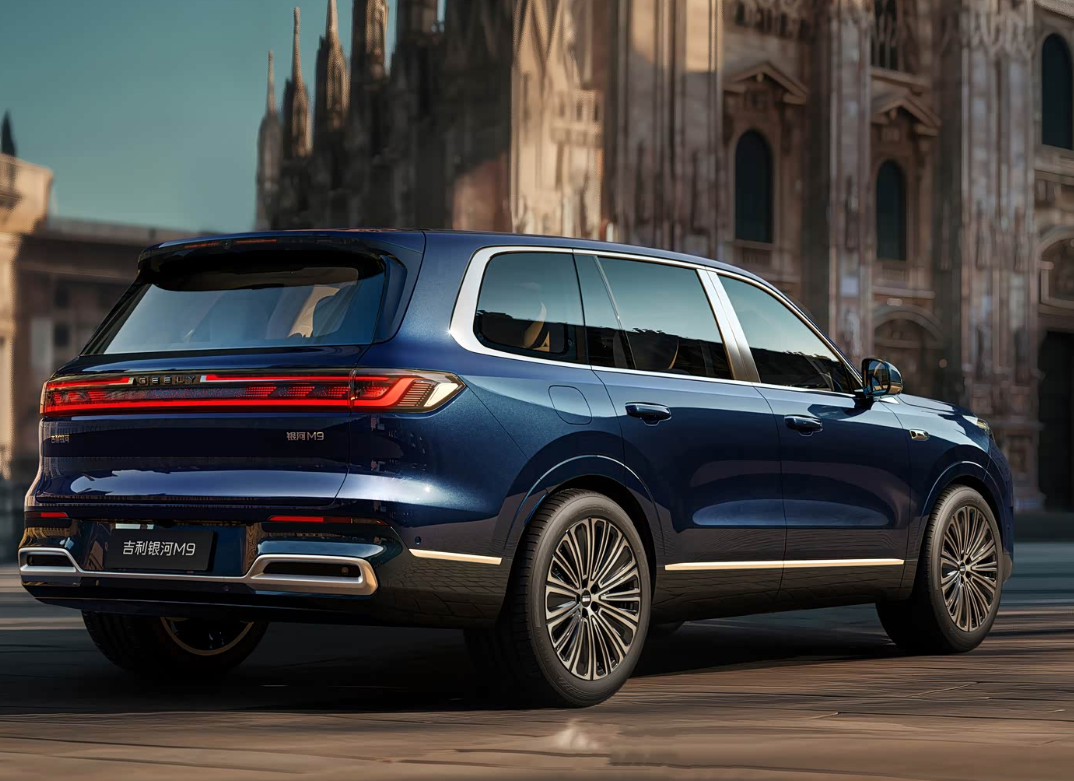 5米2级大六座SUV，起售不到20万！银河M9有哪些优缺点？
