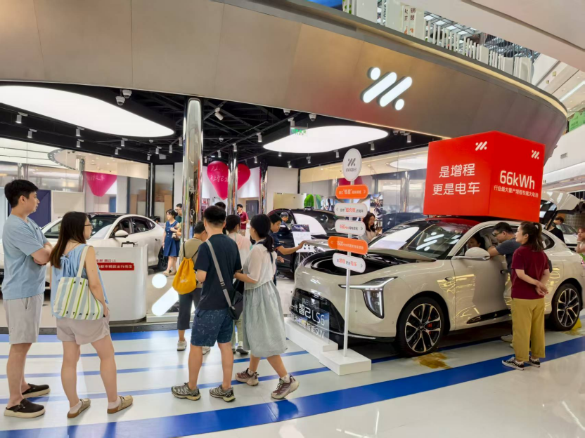 京粤门店被“攻陷”！销售直呼：新一代智己LS6试驾排期已到1个月后
