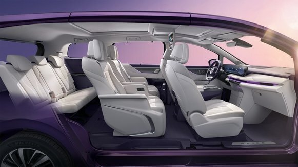 33.99万豪华新能源MPV 全新GL8陆尊焕新上市