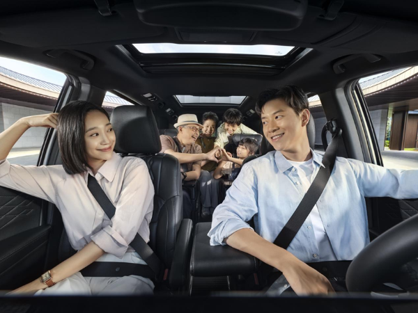 24.98 万起免购置税，艾力绅焕新戳中家用 MPV 痛点：好开、能装、不费钱